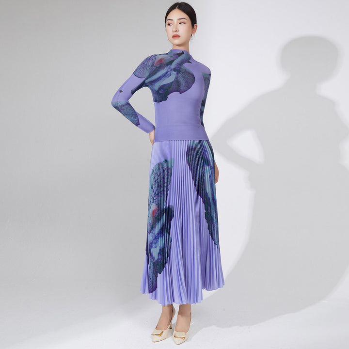 Fashionable Women&