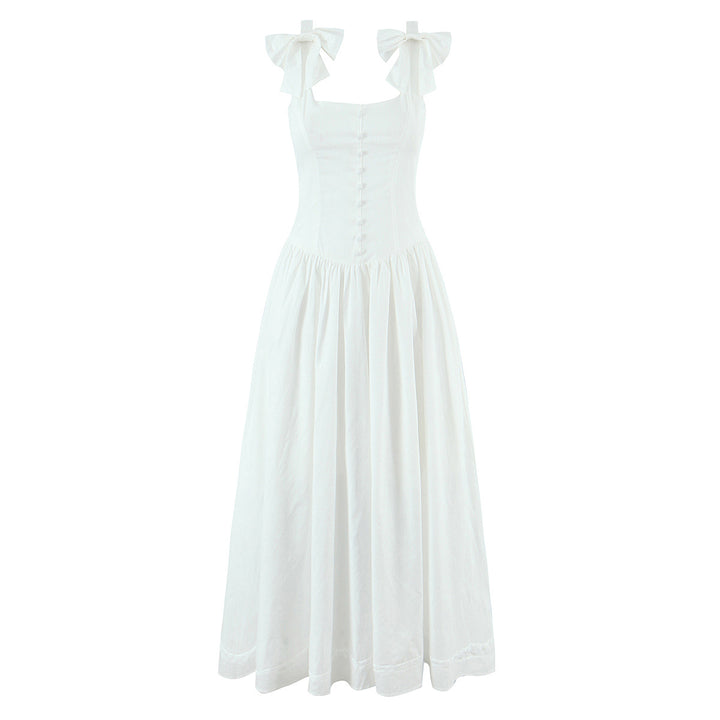 Bow tied waist cinching dress