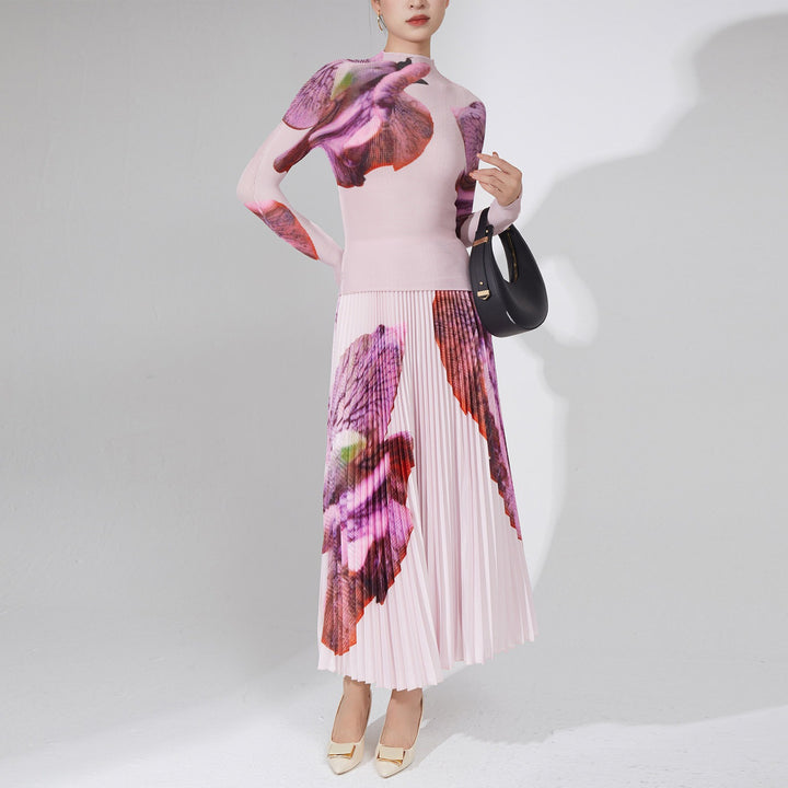Fashionable Women&