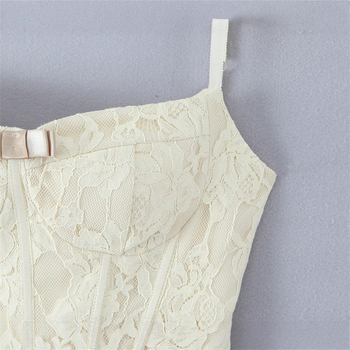 Fashionable and Sexy Lace Embroidered Fitted Waist-Slimming Dress