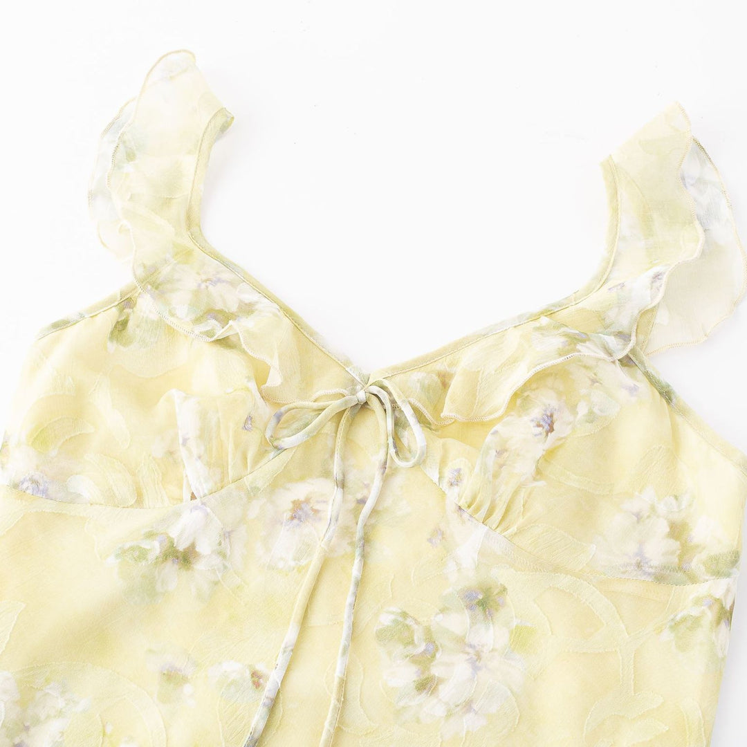 V-neck ruffled chest strap small fresh floral dress