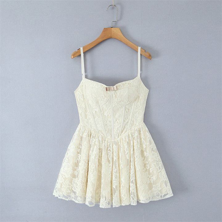 Fashionable and Sexy Lace Embroidered Fitted Waist-Slimming Dress