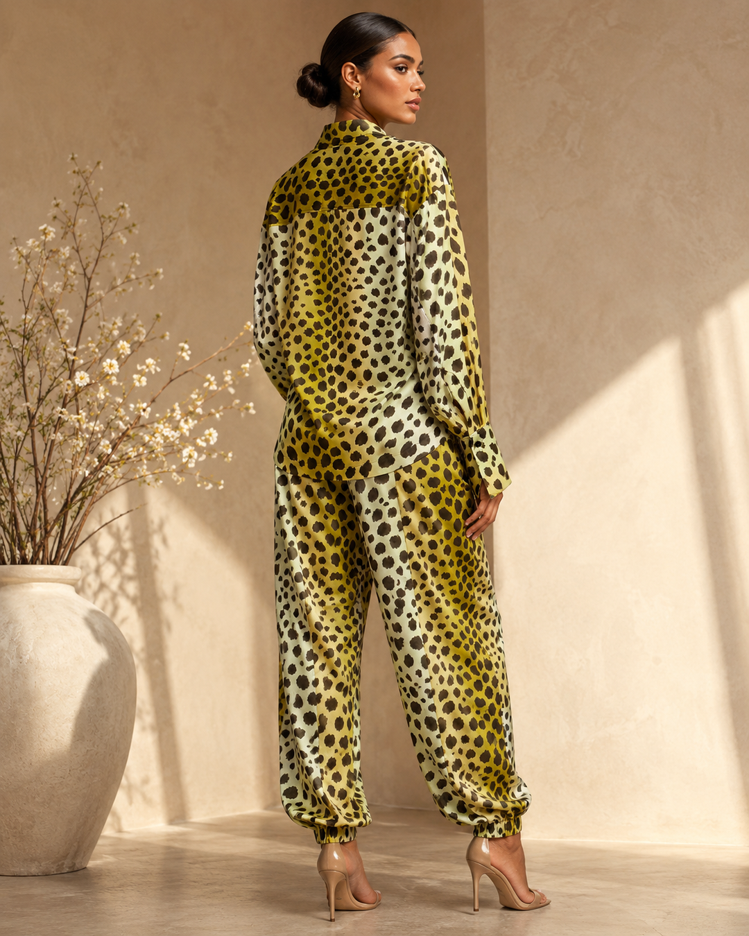 The Isabeau Leopard Lapel Set