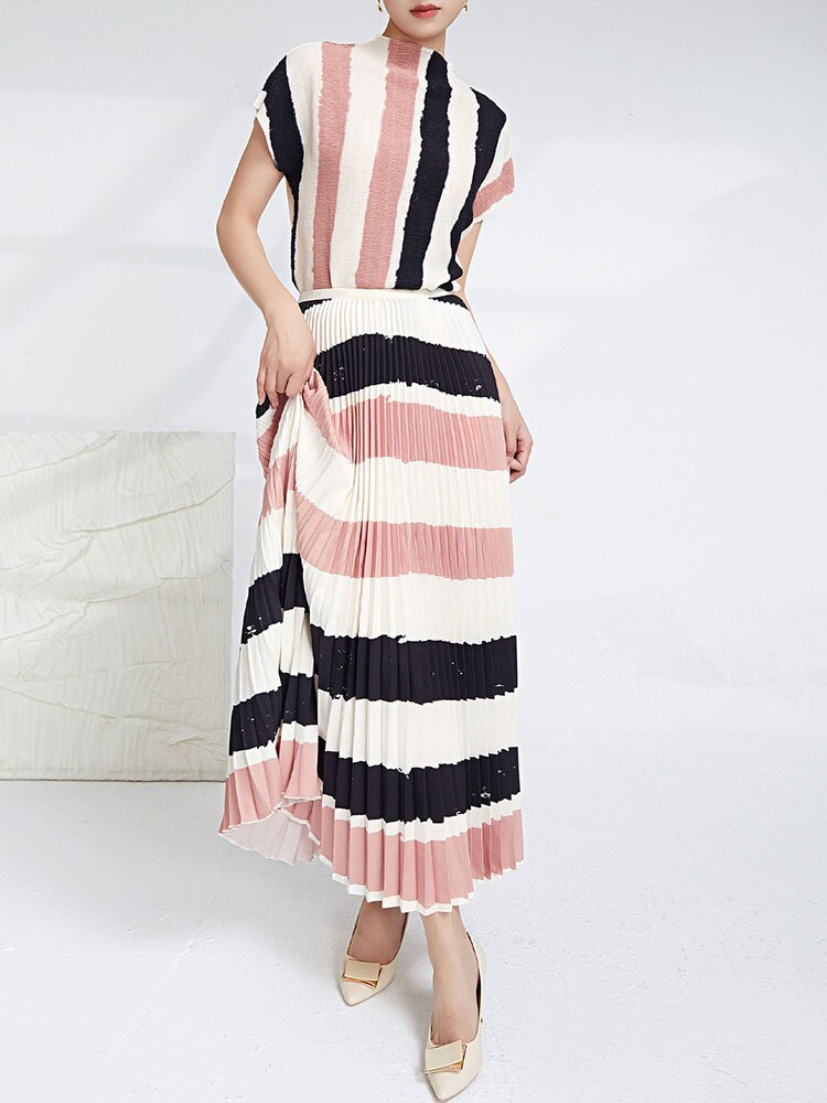 Elegant Pleated 2 Pieces Set Women&