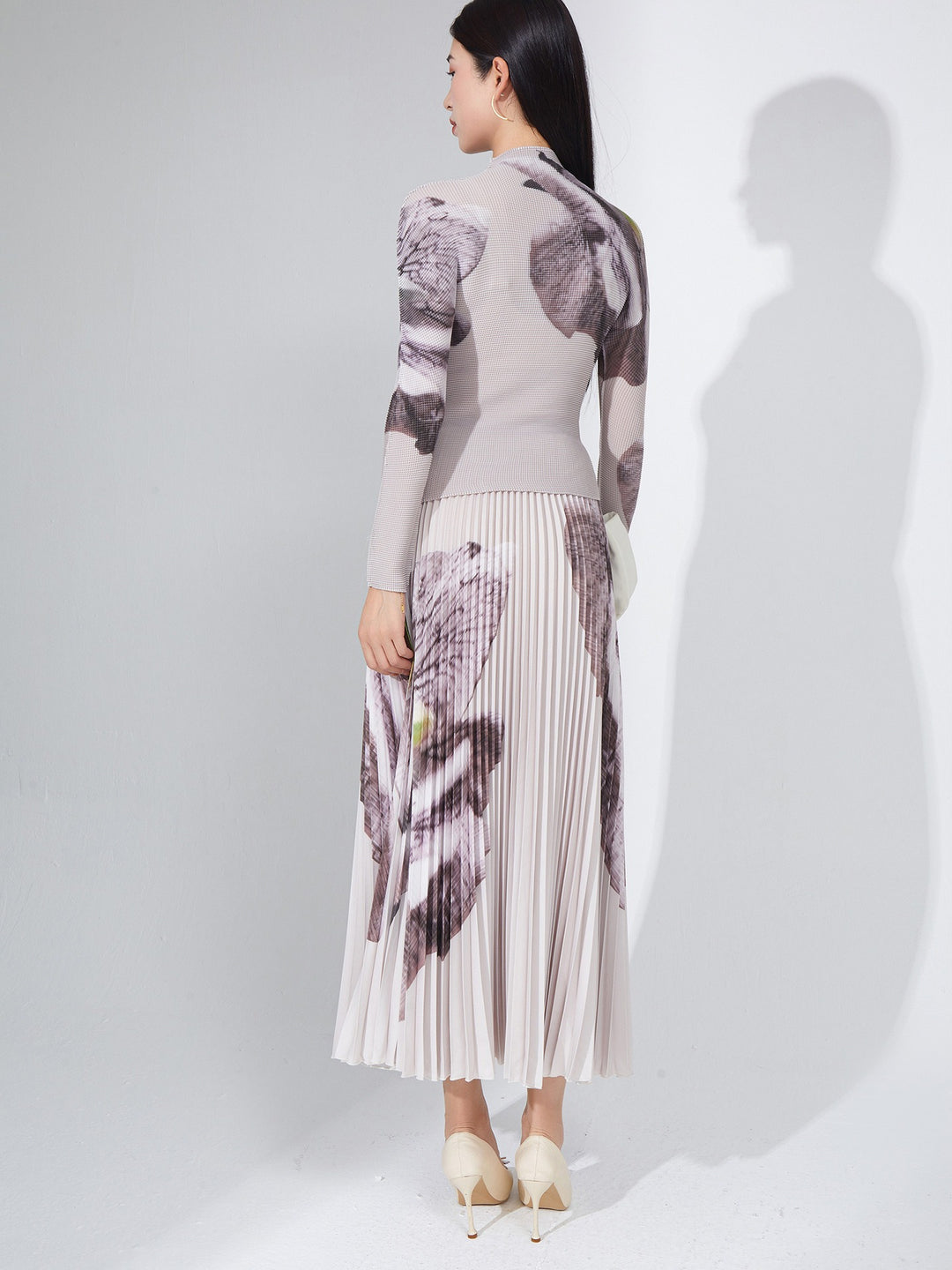 Fashionable Women&