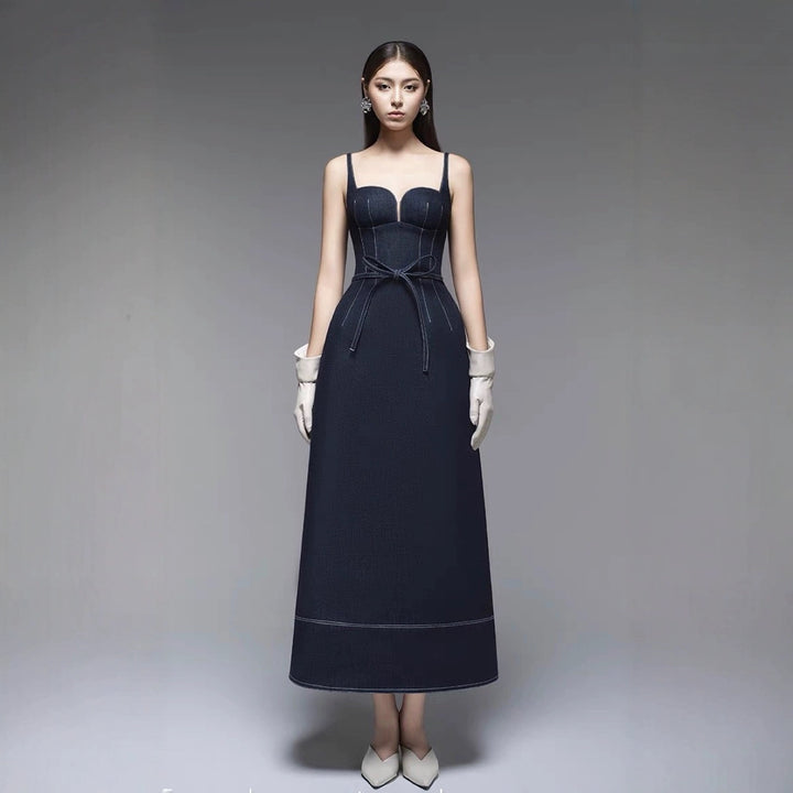 Vintage Retro Sexy Denim Dress with Waist Cinching, Slim Fit Midi Length, Elegant Strapless Dress