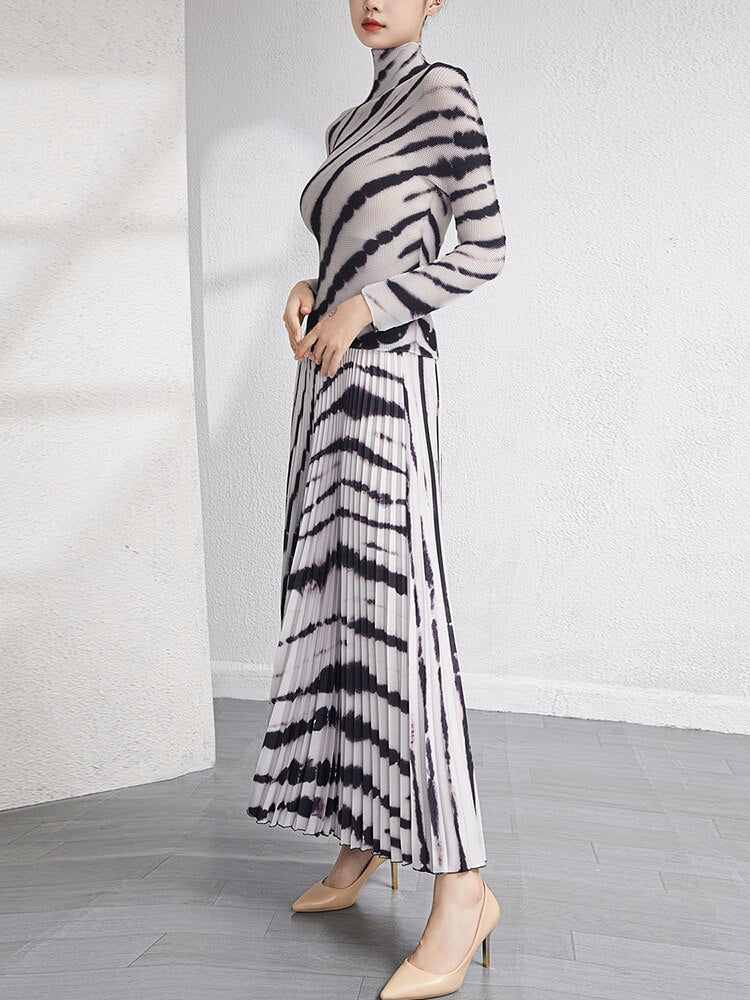 Striped Contrast Color Pleated Suit For Women Pullover Top Long Sleeve A-line Skirt Two Piece Set New Spring