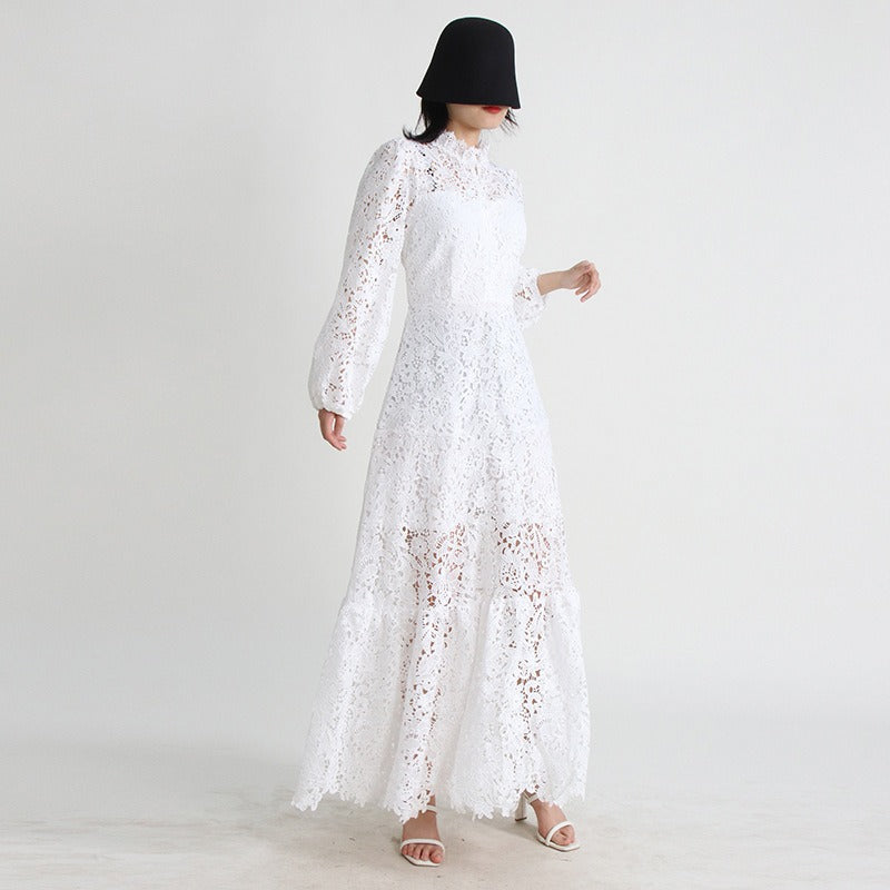 Fashionable lace hollowed out heavy-duty embroidered stand up collar bubble sleeve dress