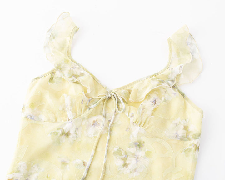 V-neck ruffled chest strap small fresh floral dress