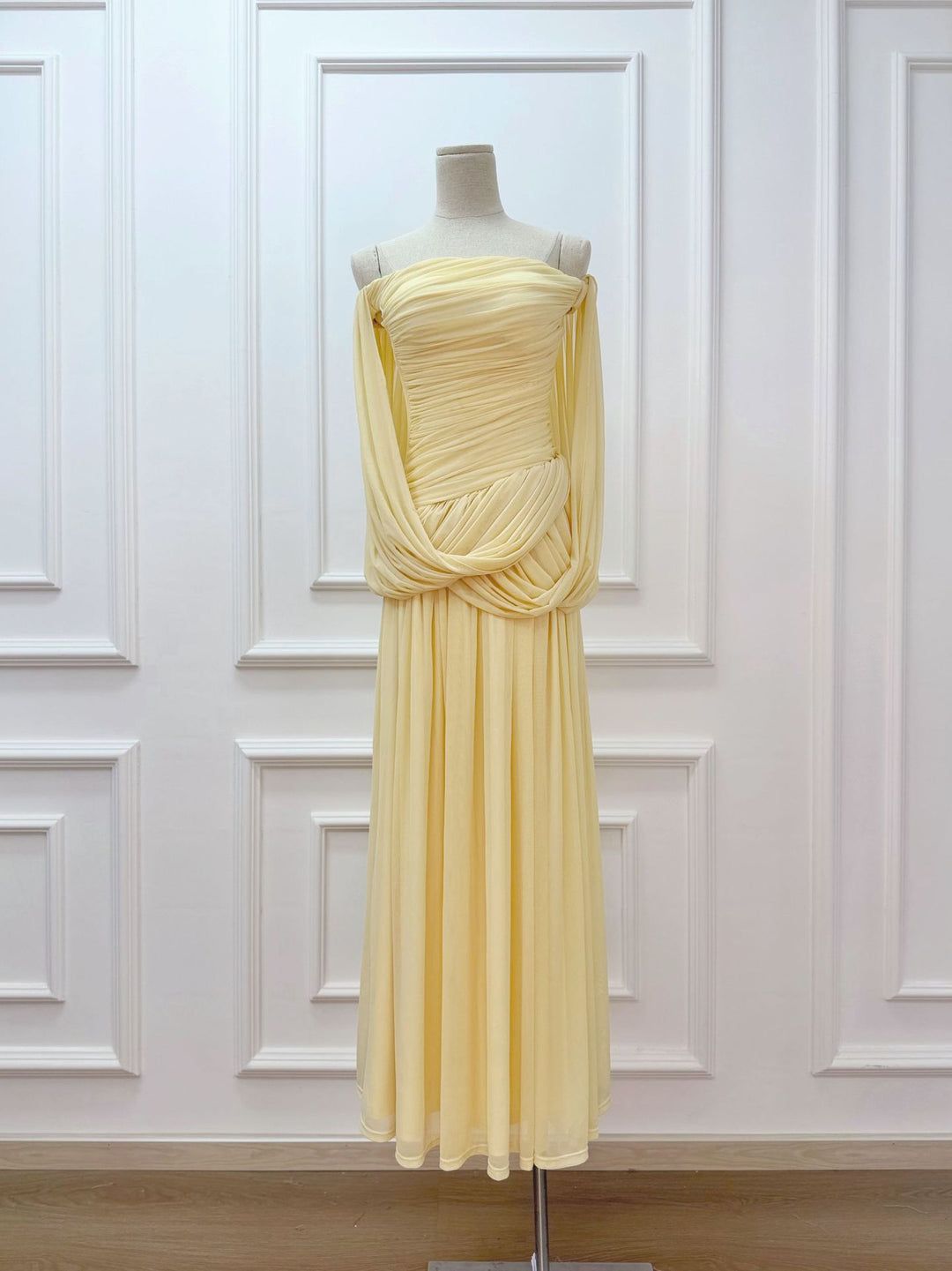 Knitted one shoulder mesh dress