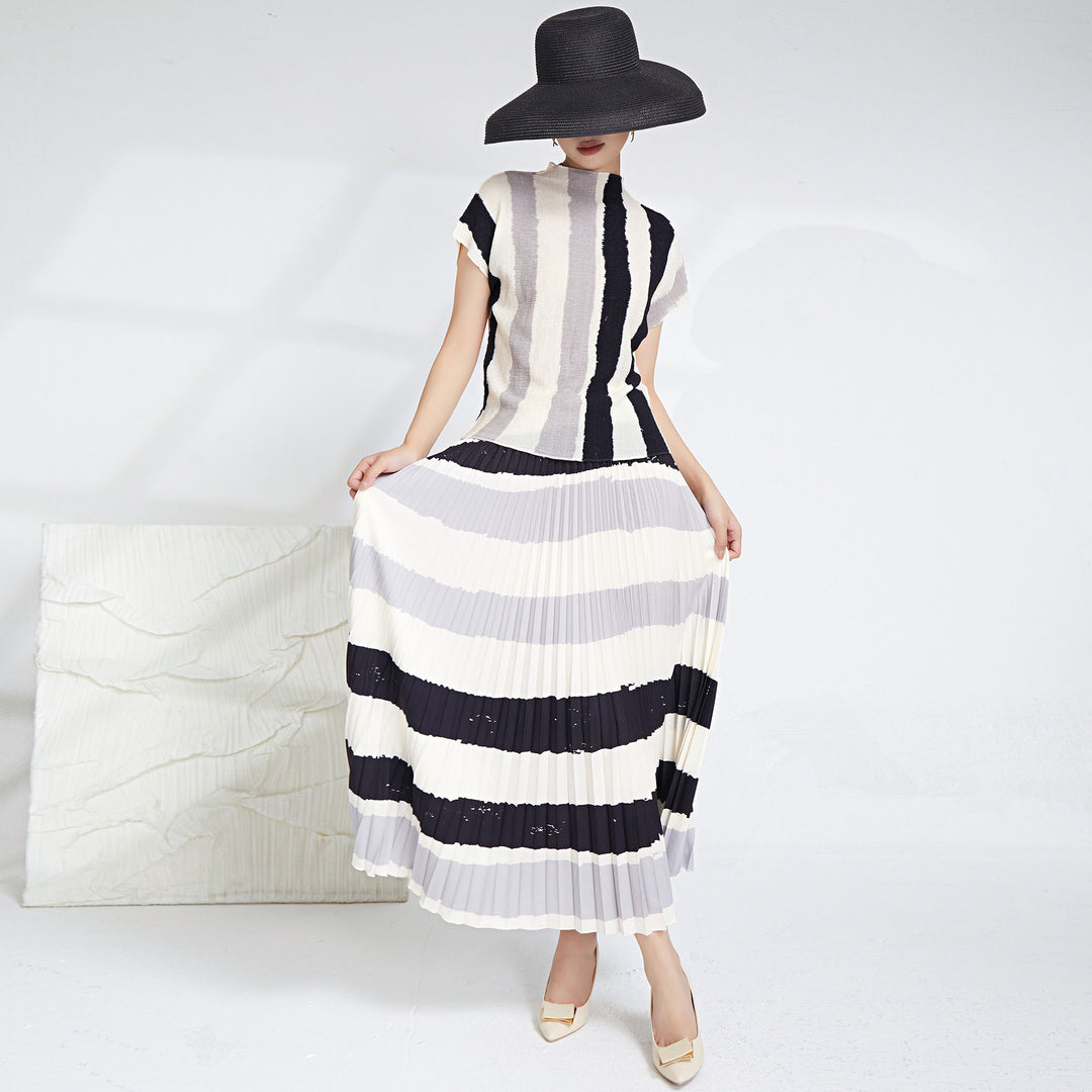 Elegant Pleated 2 Pieces Set Women&