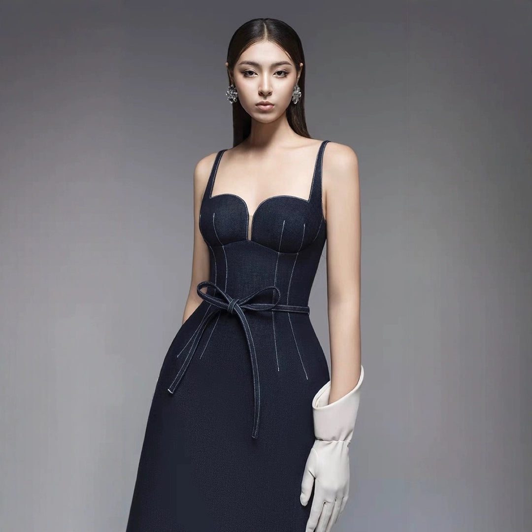 Vintage Retro Sexy Denim Dress with Waist Cinching, Slim Fit Midi Length, Elegant Strapless Dress