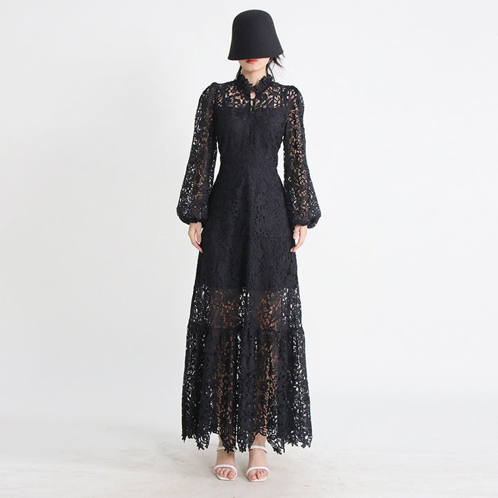 Fashionable lace hollowed out heavy-duty embroidered stand up collar bubble sleeve dress