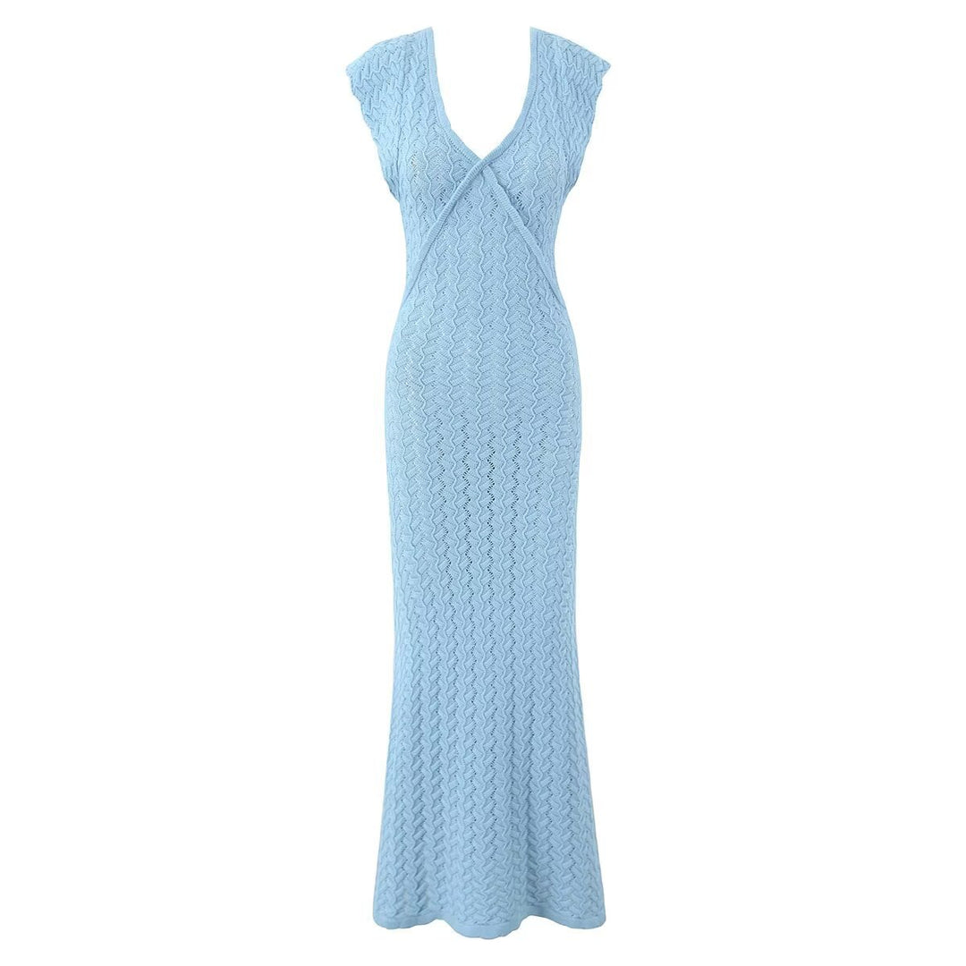 V-neck sleeveless dress