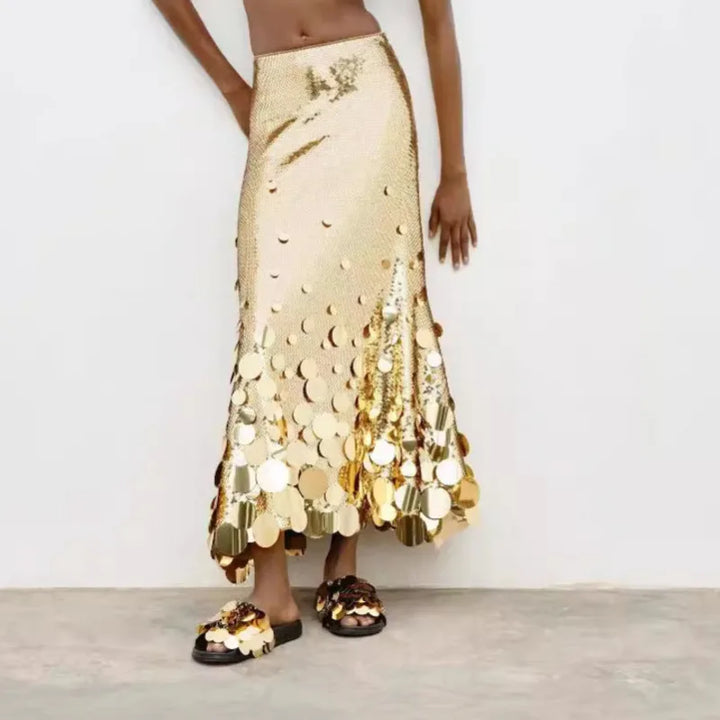 Fashionable half skirt with big sequins