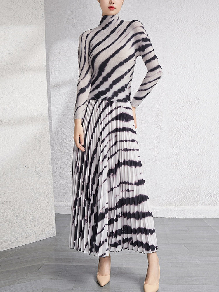Striped Contrast Color Pleated Suit For Women Pullover Top Long Sleeve A-line Skirt Two Piece Set New Spring