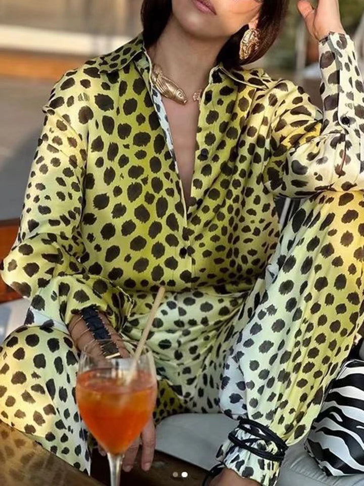The Isabeau Leopard Lapel Set