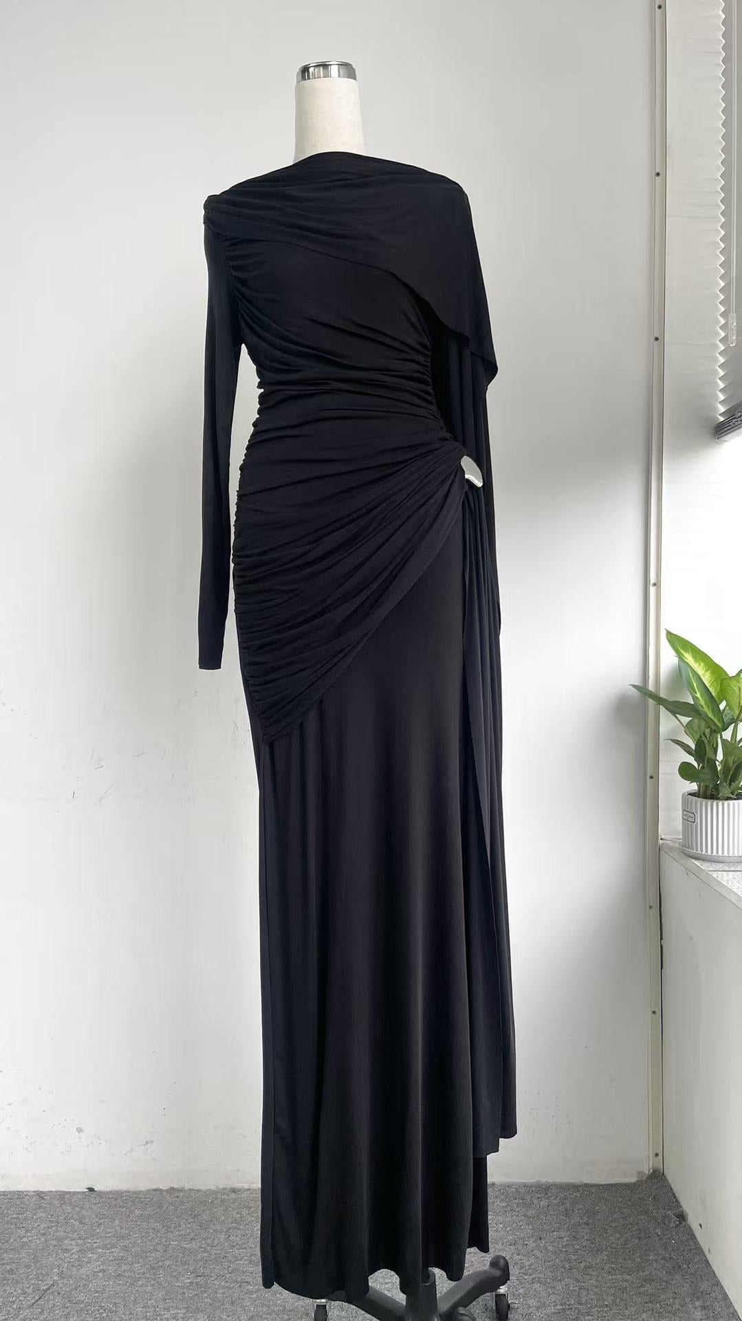Solid color pleated asymmetrical minimalist slim fit dress