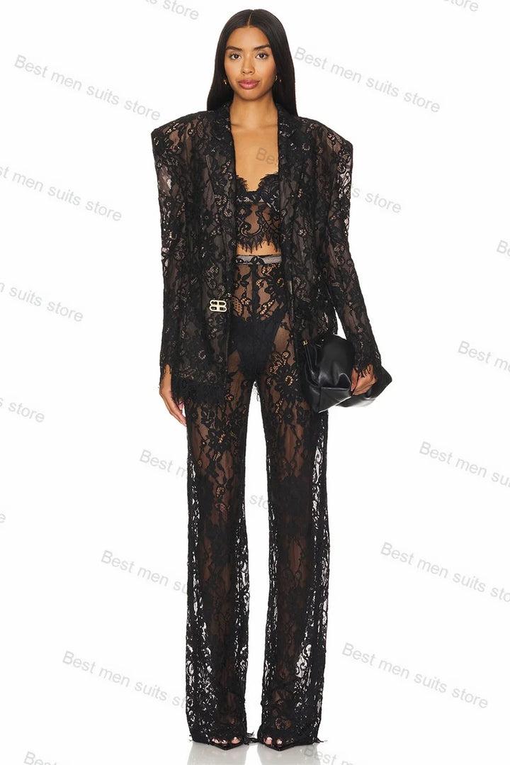 The Amoret Lace 2-Piece Set